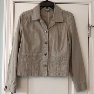 Lightweight jacket